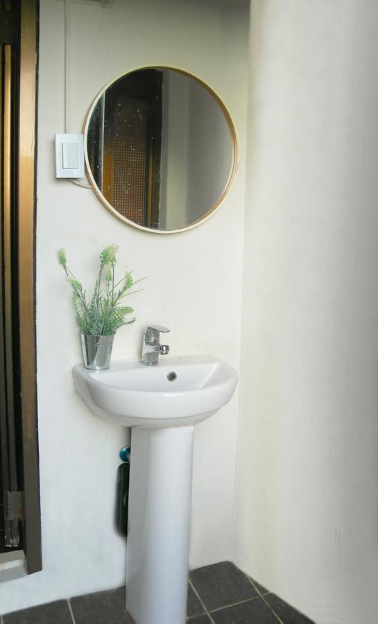 Fnstay Muslim Friendly Guesthouse โซล ภายนอก รูปภาพ