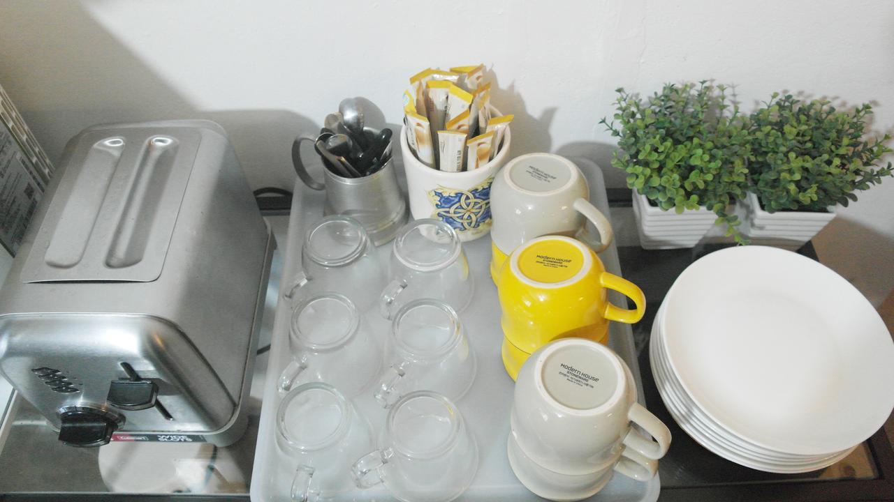 Fnstay Muslim Friendly Guesthouse โซล ภายนอก รูปภาพ